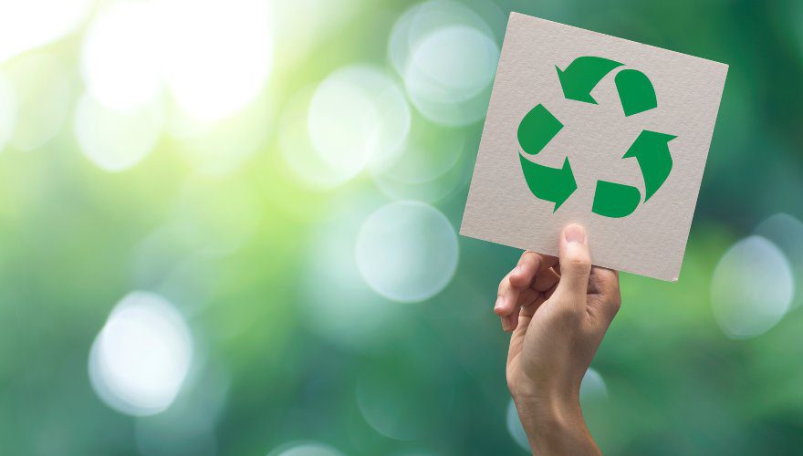 ¿Cómo reutilizar residuos en tu hogar u oficina y ayudar al consumo responsable?