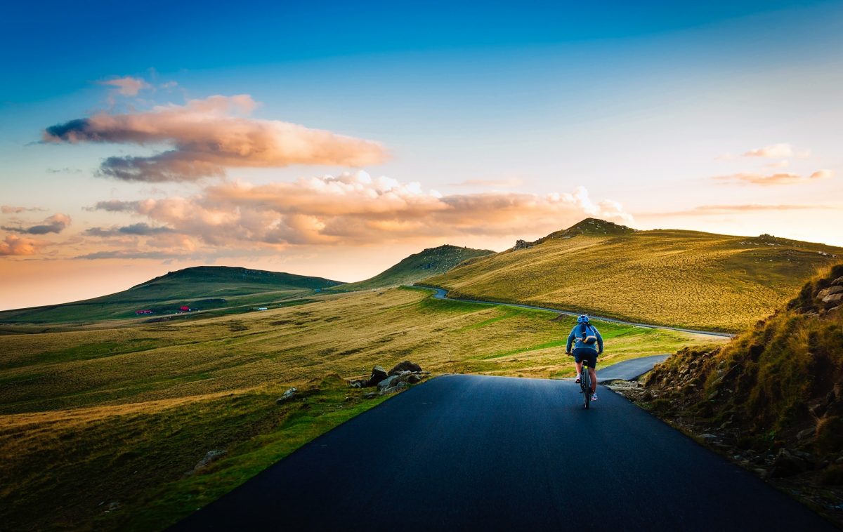La vida es como una bicicleta: Para mantener el equilibrio no debes dejar de pedalear